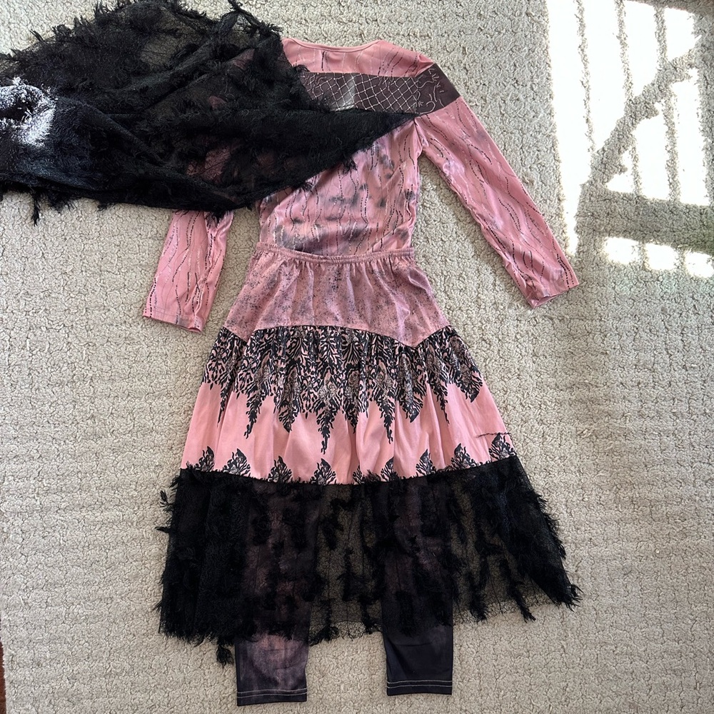 Disney Store Descendants 3 Audrey Pink Costume Size 5/6